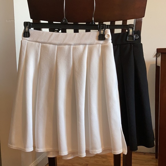 PRETTYLITTLETHING 2 skirt bundle size 6 - Picture 10 of 10